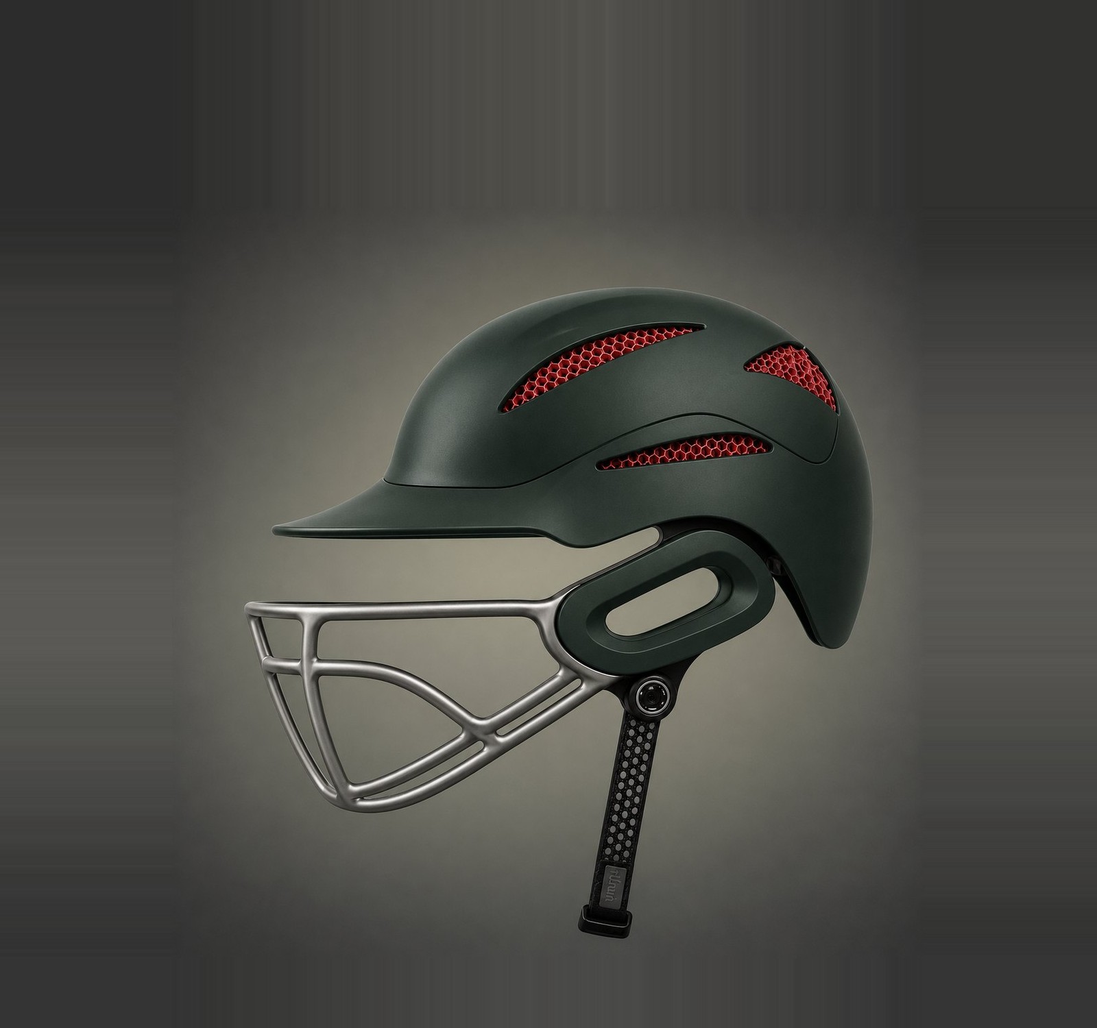 Men’s helmet in dark green